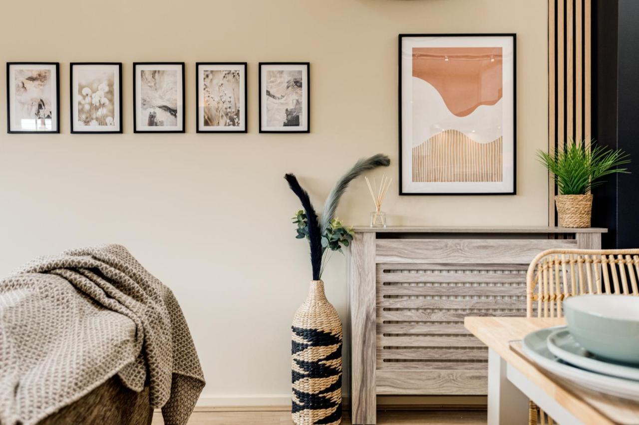 The Rafters - 2 Bedroom Apartment - Central Location - Vibrant Atmosphere Canterbury Eksteriør bilde